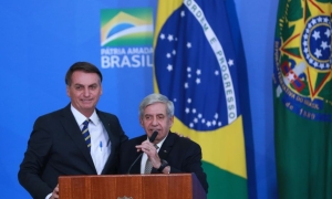 Heleno se distanciou de Bolsonaro e n&atilde;o sabia de golpe, diz advogado