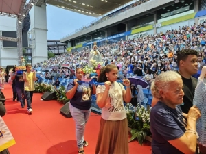 Vinde e Vede abre programa&ccedil;&atilde;o religiosa e musical na Arena Pantanal