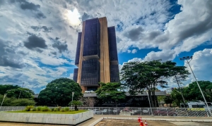 Mercado financeiro projeta infla&ccedil;&atilde;o de 5,68% em 2025