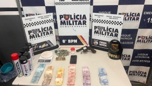 Pol&iacute;cia Militar conduz seis faccionados e apreende drogas e arma de fogo em C&aacute;ceres