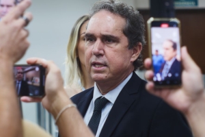 Vice-prefeito Ti&atilde;o da Zaeli anuncia pr&eacute;-candidatura para 2026 em meio &agrave; crise pol&iacute;tica em V&aacute;rzea Grande