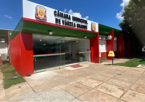 C&acirc;mara de V&aacute;rzea Grande define pauta com LOA e projetos sociais