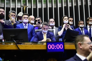 Bancada federal de MT assina pedido de Impeachment de Moraes