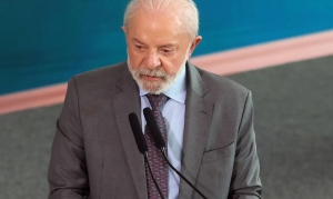 Lula critica uso da for&ccedil;a por na&ccedil;&otilde;es ricas e defende di&aacute;logo para evitar conflitos