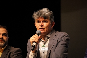 Medeiros relata e comiss&atilde;o aprova projeto que flexibiliza uso de energia no campo
