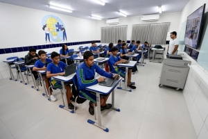 Gr&ecirc;mios estudantis fortalecem protagonismo juvenil em 518 escolas estaduais de MT