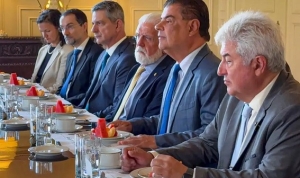 Senadores tentam reverter "tarifa&ccedil;o" de Trump