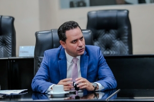 &ldquo;&Eacute; uma sa&iacute;da para confrontar arbitrariedades de Moraes&rdquo;, v&ecirc; Diego