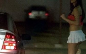 Bandido amarra e usa fac&atilde;o para torturar garota de programa em MT