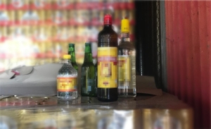 Sefaz apreende 175 pallets de bebidas sem nota fiscal em dep&oacute;sito clandestino de Cuiab&aacute;