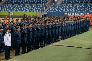 Governo de MT oficializa promo&ccedil;&atilde;o de 513 militares, entrega viaturas e anuncia novo Comando Geral do Corpo de Bombeiros