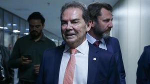 Descompasso entre C&acirc;mara e Senado dificulta constru&ccedil;&atilde;o de texto da anistia