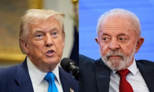 Lula conversa com Trump e pede fim de tarifa&ccedil;o a produtos brasileiros