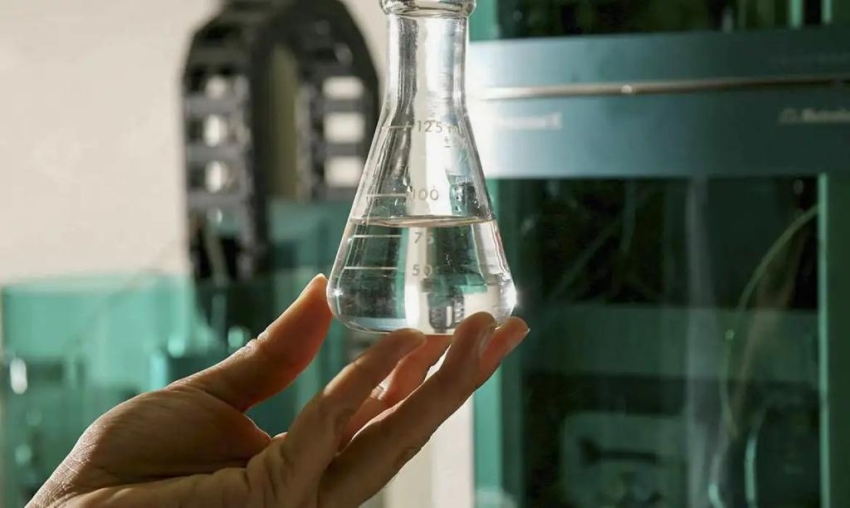 Vigil&acirc;ncia Sanit&aacute;ria divulga novos lotes de bebida sob suspeita de contamina&ccedil;&atilde;o por metanol