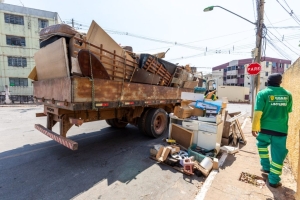 Opera&ccedil;&atilde;o Cata-treco atende Santa Am&aacute;lia, Santa Cruz, Itapaj&eacute; e outros 12 bairros