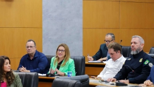 Prefeita apresenta projetos &agrave; bancada federal em reuni&atilde;o; investimentos chegam a R$ 200 milh&otilde;es
