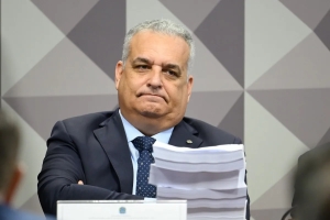 CPMI do INSS rejeita parecer de Alfredo Gaspar