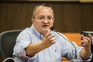 Pedro Taques reafirma den&uacute;ncia e diz que &ldquo;roubaram&rdquo; R$ 308 milh&otilde;es dos cofres de Mato Grosso