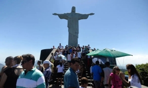 Cristo Redentor reabre ao p&uacute;blico depois de morte de turista