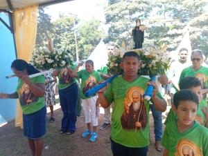 Entre f&eacute;, tradi&ccedil;&atilde;o e comida boa: comunidade de Engenho Velho celebra S&atilde;o Bento com devo&ccedil;&atilde;o e uni&atilde;o