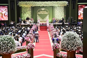 Casamento Aben&ccedil;oado oficializa uni&atilde;o de casais em cerim&ocirc;nia neste domingo (22)