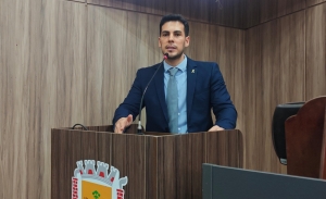 C&acirc;mara de V&aacute;rzea Grande aprova Projeto de Lei do vereador Charles da Educa&ccedil;&atilde;o que cria o Parlamento Jovem
