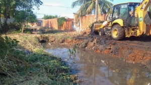 Cronograma de limpeza de c&oacute;rregos e canais segue refor&ccedil;ando a&ccedil;&otilde;es preventivas