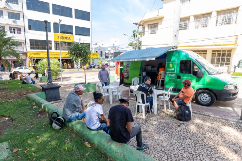 Van Sine da Gente atende p&uacute;blico em tr&ecirc;s locais essa semana