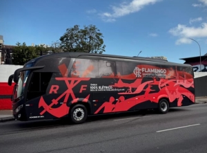 Primeiro &ocirc;nibus el&eacute;trico a transportar delega&ccedil;&otilde;es esportivas no Brasil