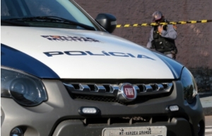 Casal de adolescente &eacute; torturado, morto e queimado por fac&ccedil;&atilde;o