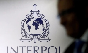 PF pede inclus&atilde;o de Zambelli na lista de procurados da Interpol