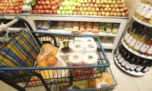 Pr&eacute;via da infla&ccedil;&atilde;o de abril fica em 0,43%, puxada pelos alimentos