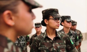 Ex&eacute;rcito abre sele&ccedil;&atilde;o para alistamento militar de homens e mulheres