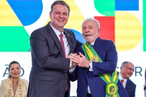 Mendes cutuca F&aacute;varo, que foi contra Estadualiza&ccedil;&atilde;o da BR-163: "Quem tentou, perdeu"