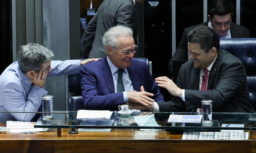 Por unanimidade, Senado aprova isentar IR para quem ganha at&eacute; RS 5 mil
