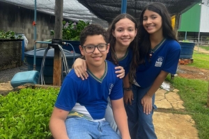 Escola Estadual desenvolve projeto que leva alunos da horta ao prato em aulas de tecnologia e sustentabilidade
