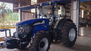 V&aacute;rzea Grande refor&ccedil;a apoio ao campo com chegada de novo trator