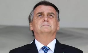 Bolsonaro &eacute; preso pela Pol&iacute;cia Federal em Bras&iacute;lia